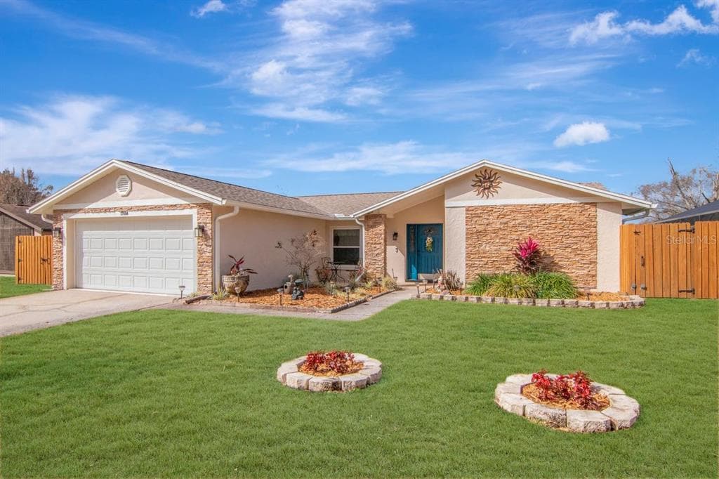 17604 FALLOWFIELD DRIVE LUTZ, FL 33549