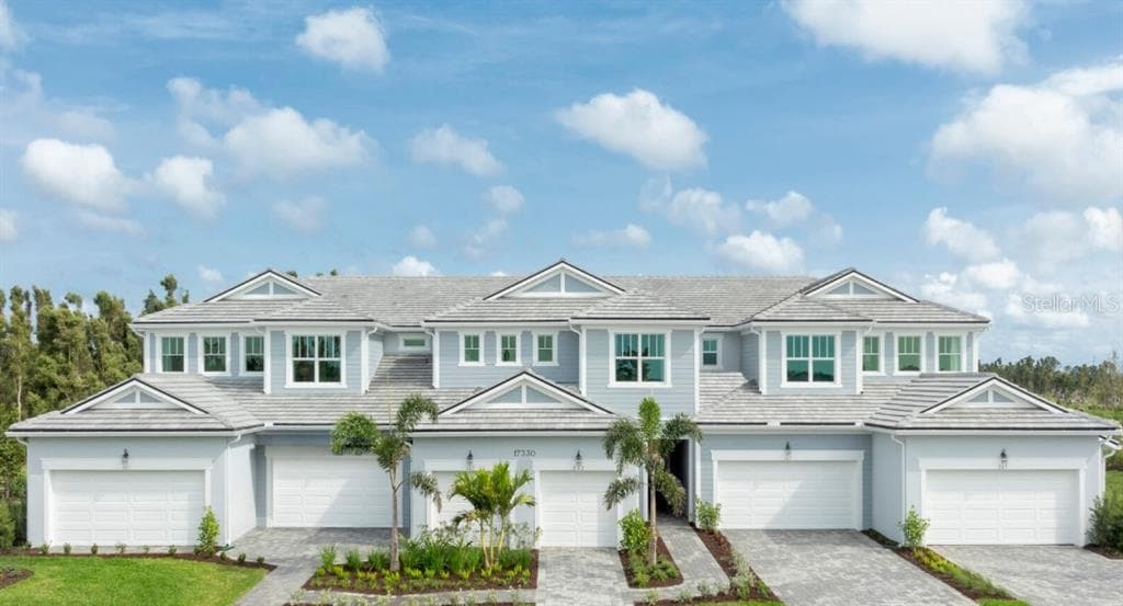 17375 MOONFLOWER DRIVE UNIT 103 VENICE, FL 34293