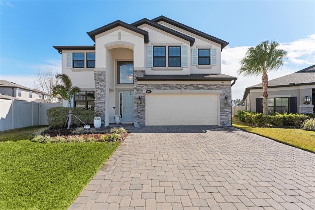 19484 BLOSSOM VINE LANE LUTZ, FL 33558