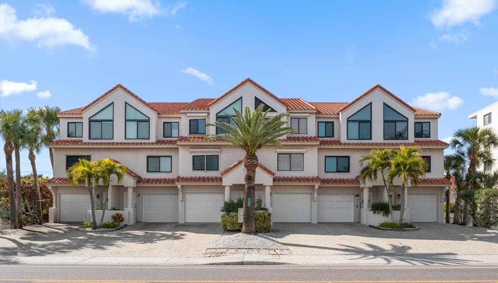 1206 GULF BOULEVARD UNIT A6 INDIAN ROCKS BEACH, FL 33785