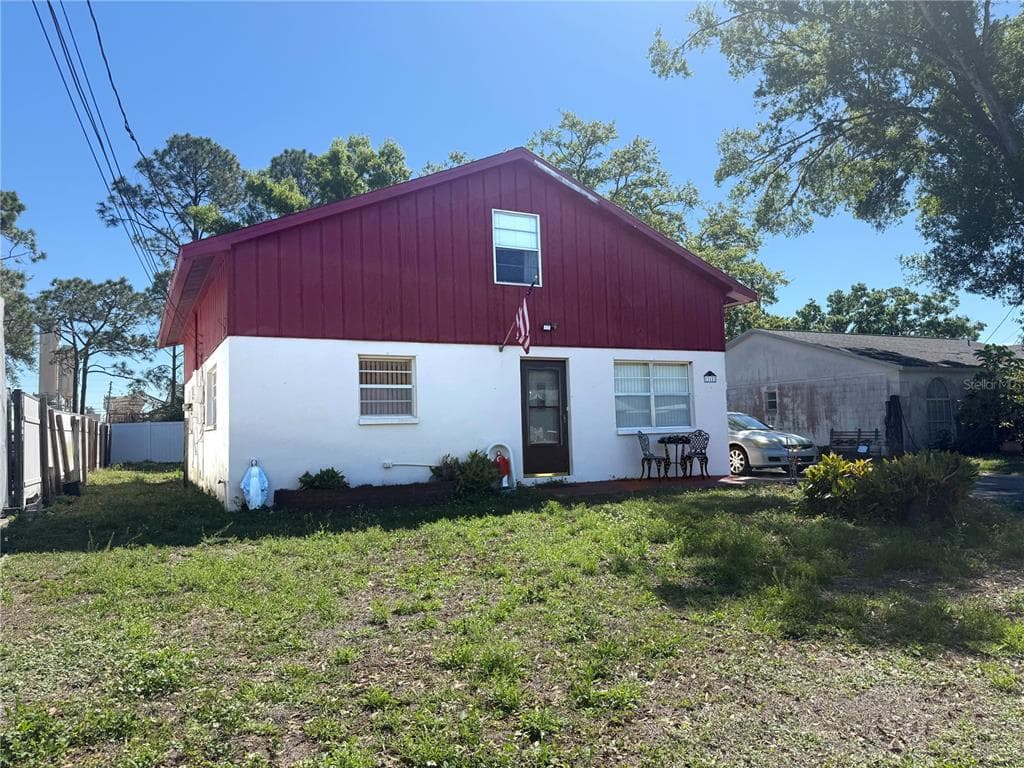 13157 CLAY AVENUE LARGO, FL 33773