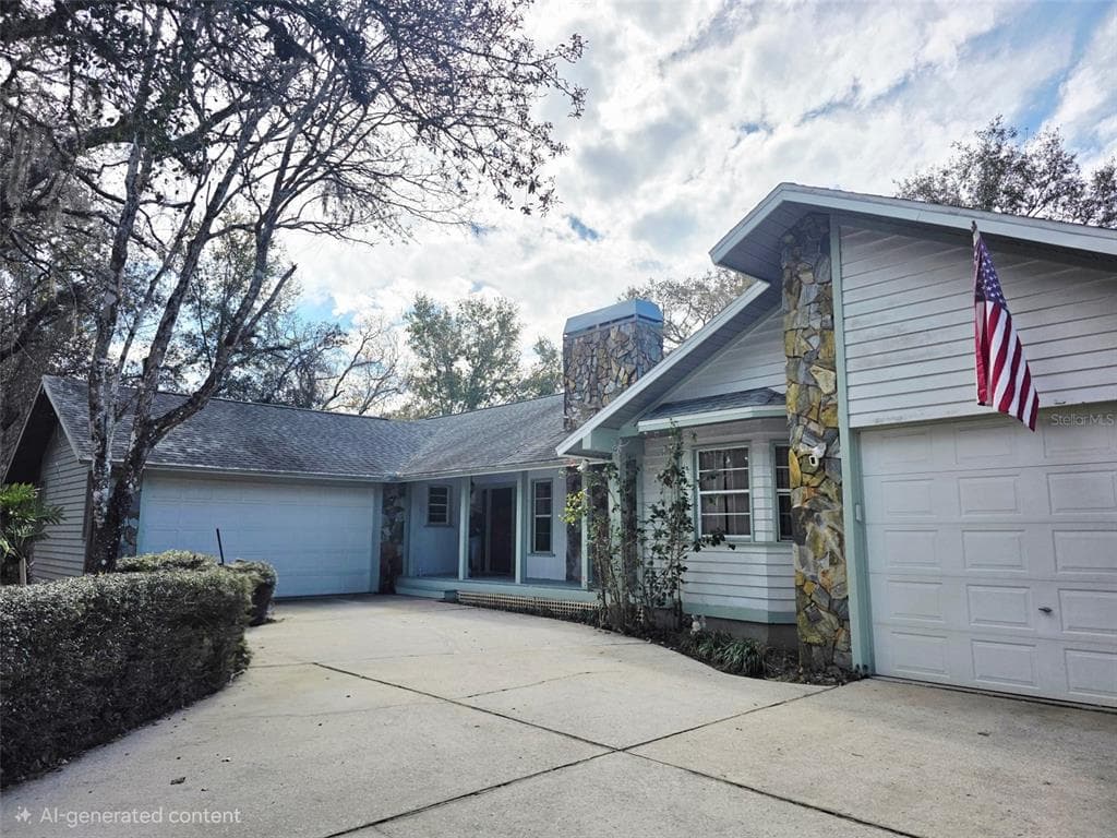 10680 LAKEVIEW DRIVE NEW PORT RICHEY, FL 34654