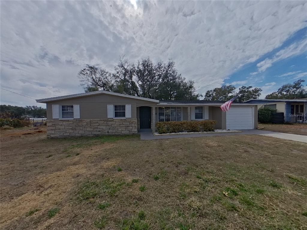 514 CALHOUN AVENUE SEFFNER, FL 33584