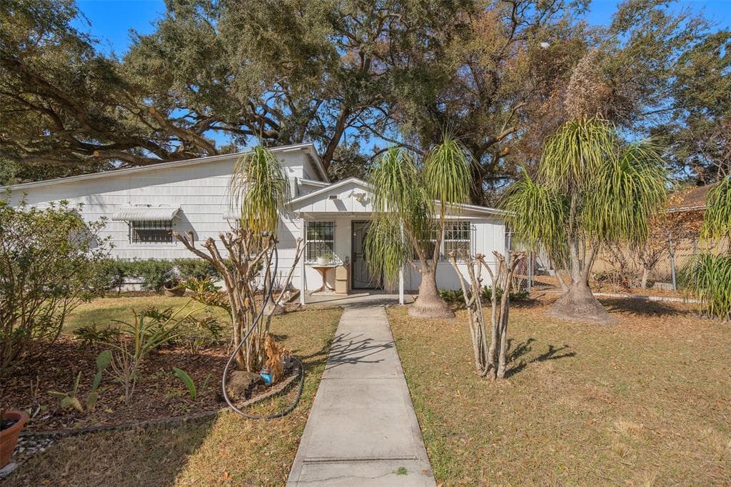 1504 S LEE AVENUE ORLANDO, FL 32805