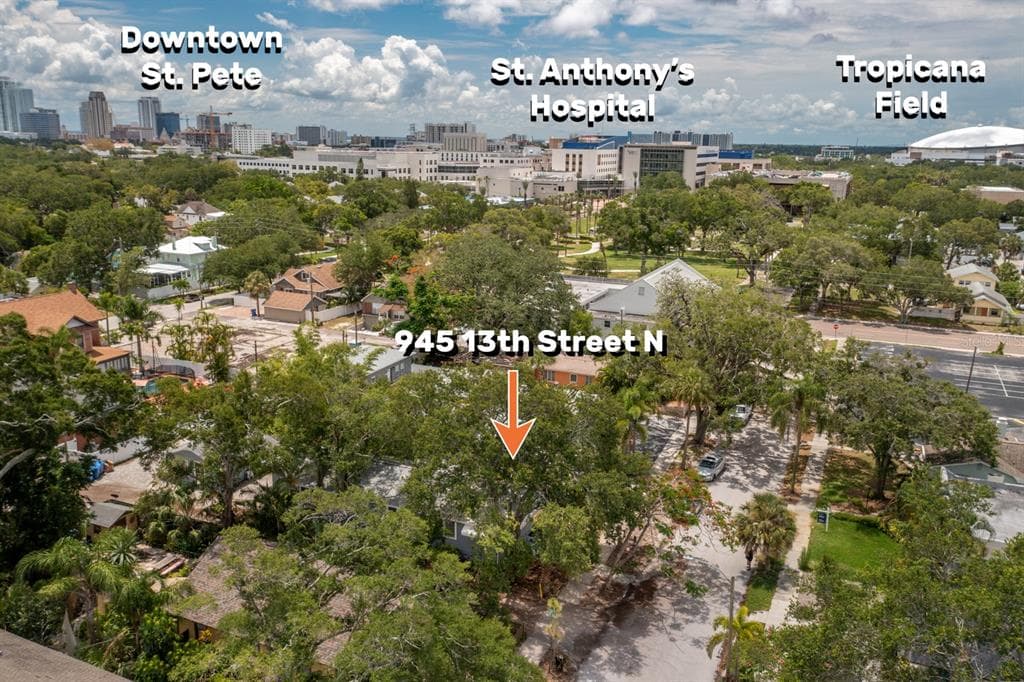 945 13TH STREET N ST PETERSBURG, FL 33705