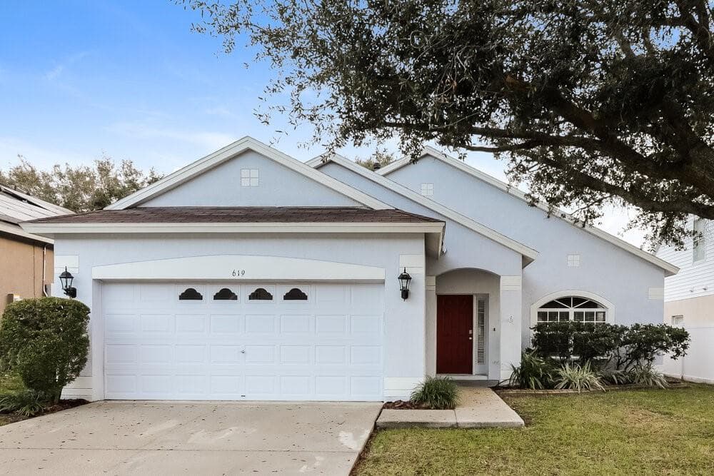 619 WAVE CREST CIRCLE VALRICO, FL 33594