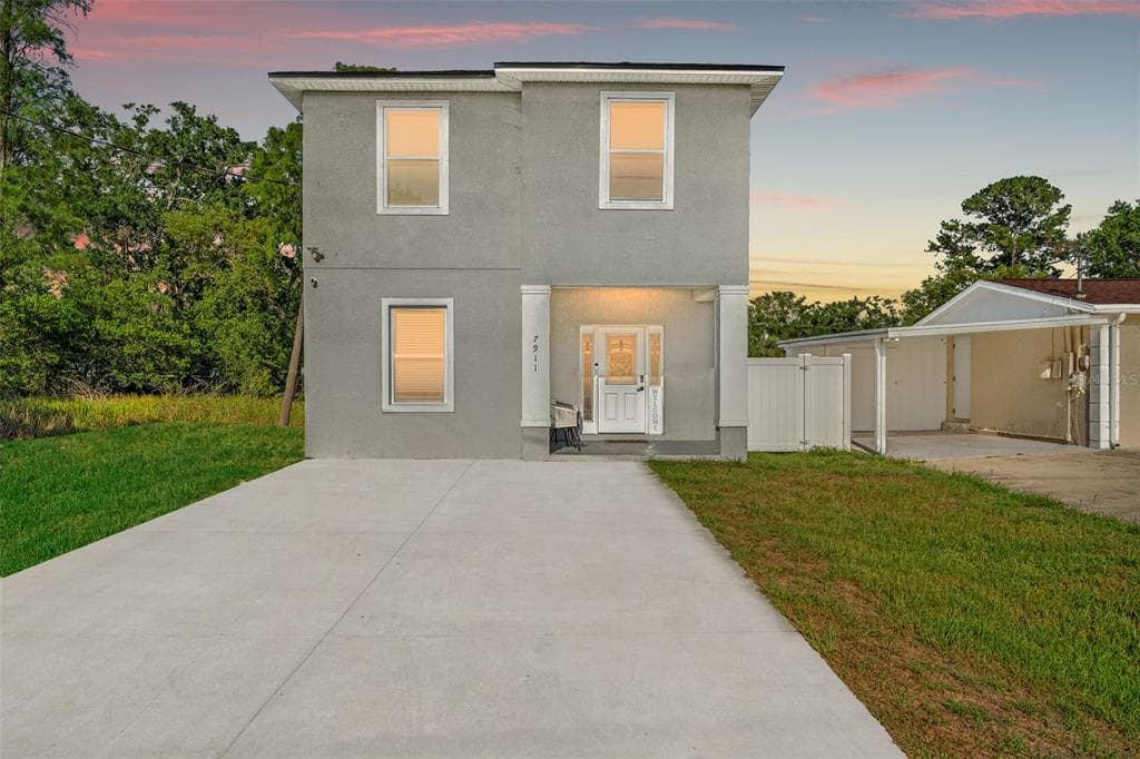 7911 N PACKWOOD AVENUE TAMPA, FL 33604