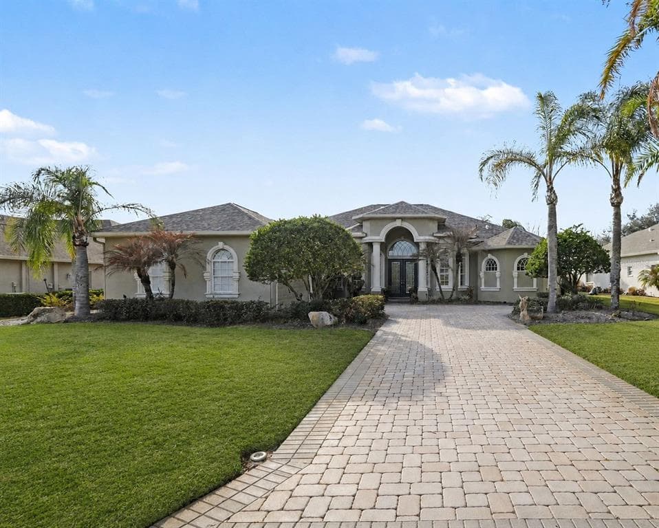 13137 THOROUGHBRED DRIVE DADE CITY, FL 33525