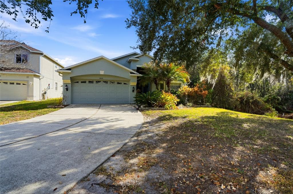 10426 LUCAYA DRIVE TAMPA, FL 33647