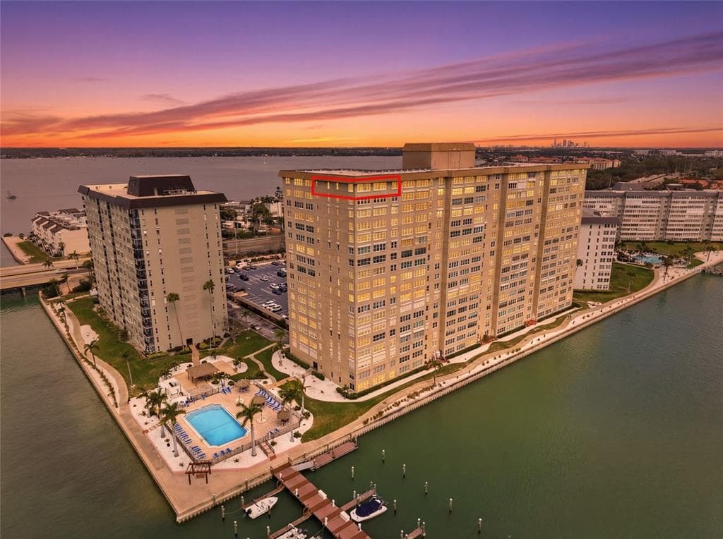 5200 BRITTANY DRIVE S UNIT 1809 ST PETERSBURG, FL 33715