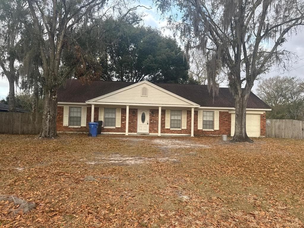 19910 LONGLEAF DRIVE LUTZ, FL 33548