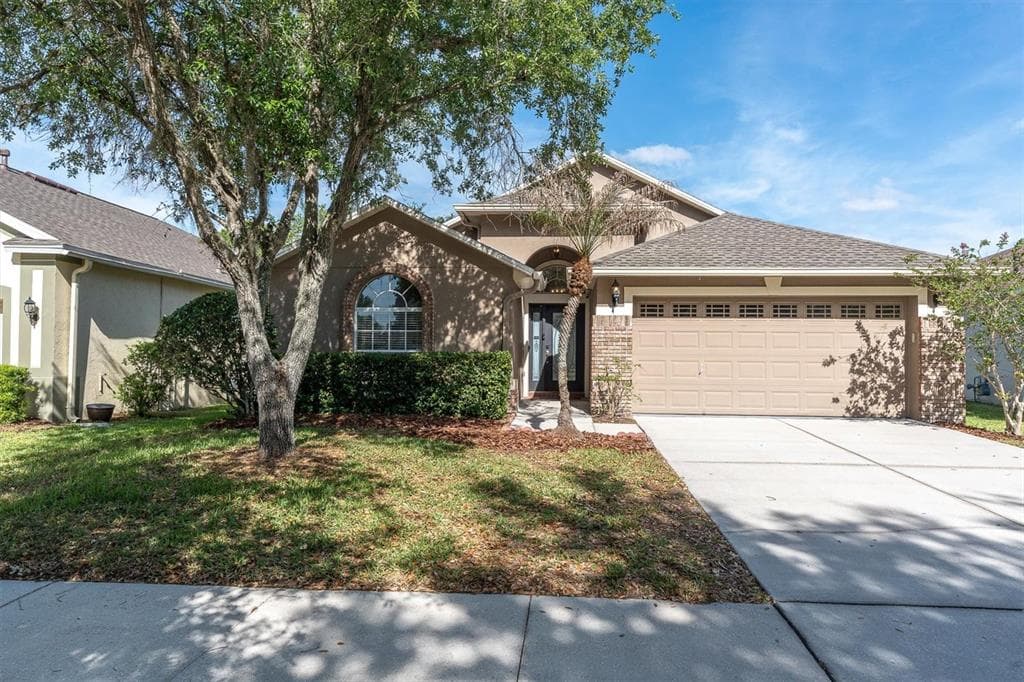 16314 BRIDGEGLADE LANE LITHIA, FL 33547