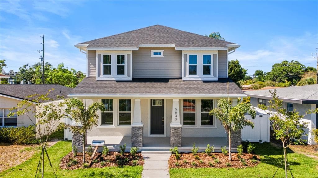 5633 DARTMOUTH AVENUE N ST PETERSBURG, FL 33710