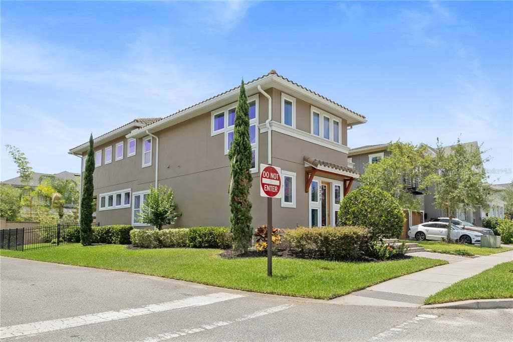 8268 BELLOW STREET ORLANDO, FL 32827