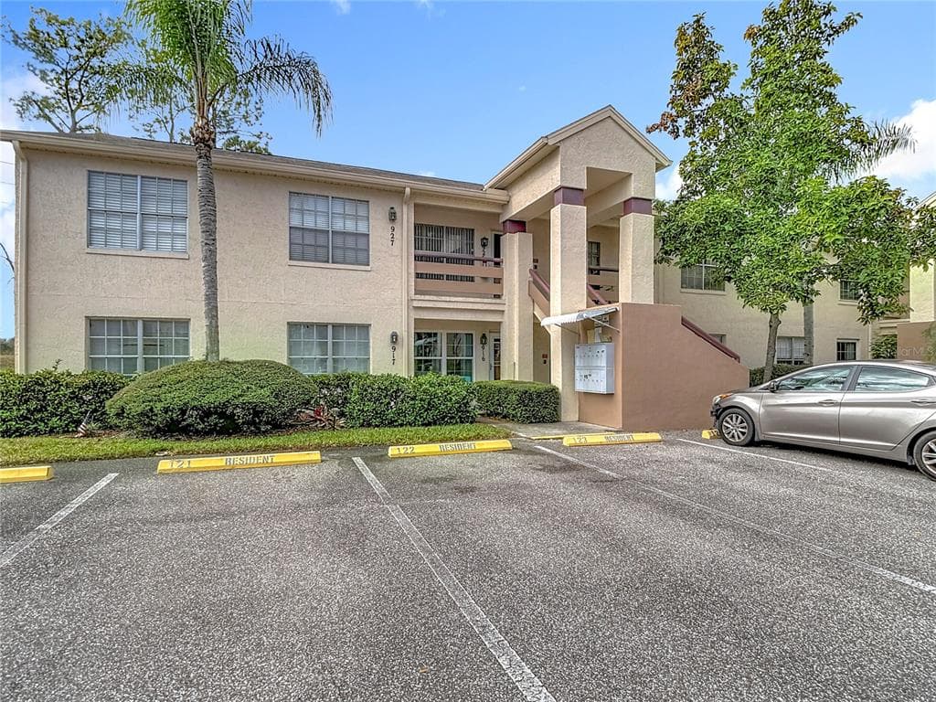 7828 HARDWICK DRIVE UNIT 916 NEW PORT RICHEY, FL 34653