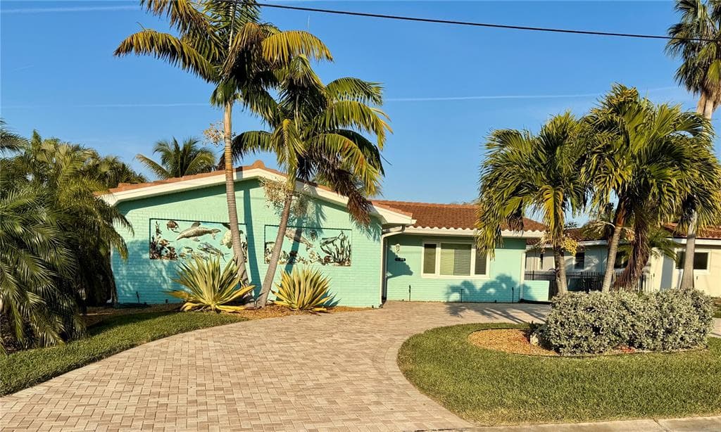11365 7TH STREET E TREASURE ISLAND, FL 33706