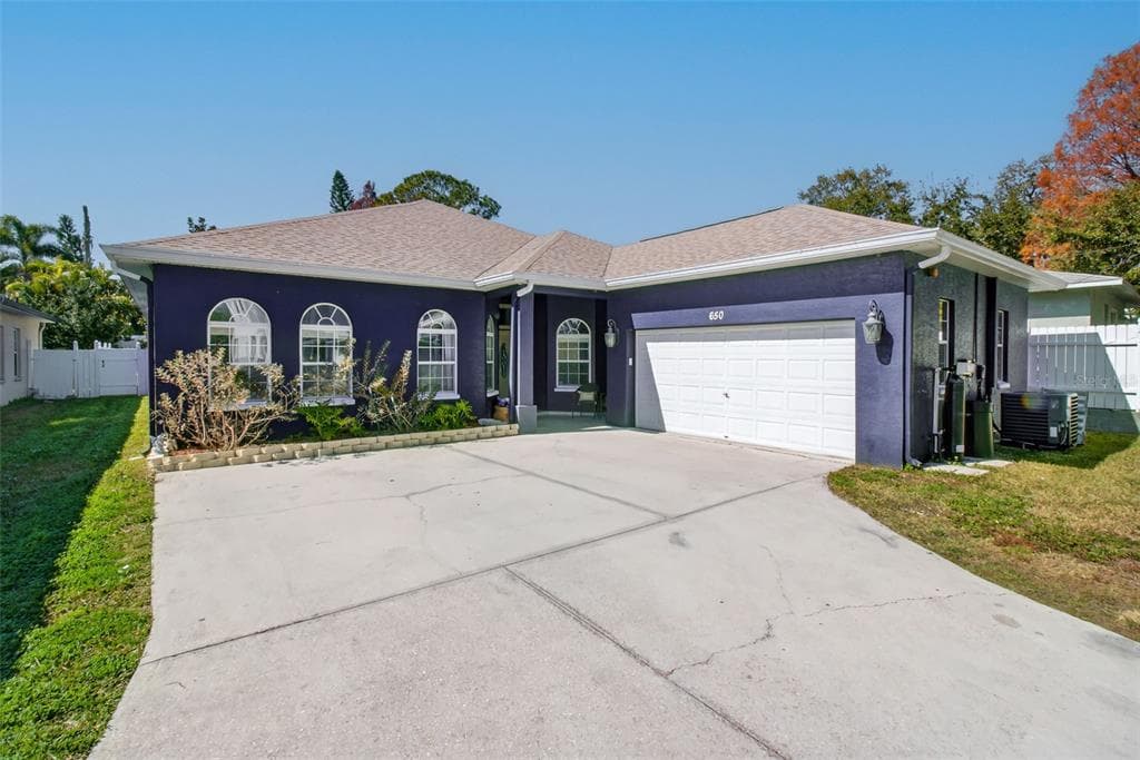 650 ARBOR LANE LARGO, FL 33770
