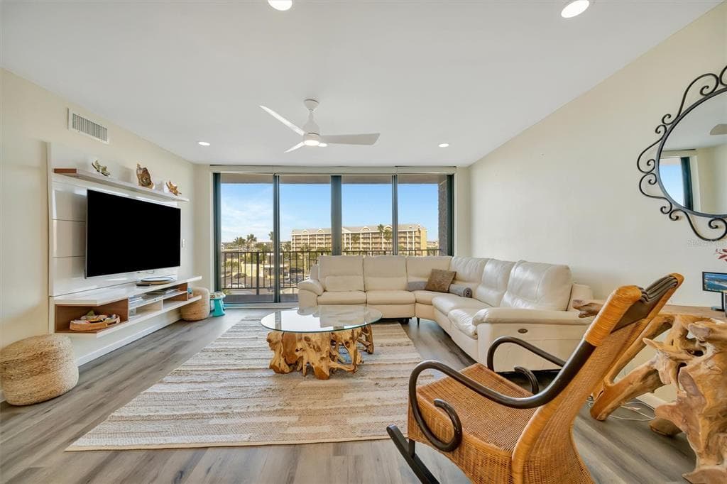 5396 GULF BOULEVARD UNIT 407