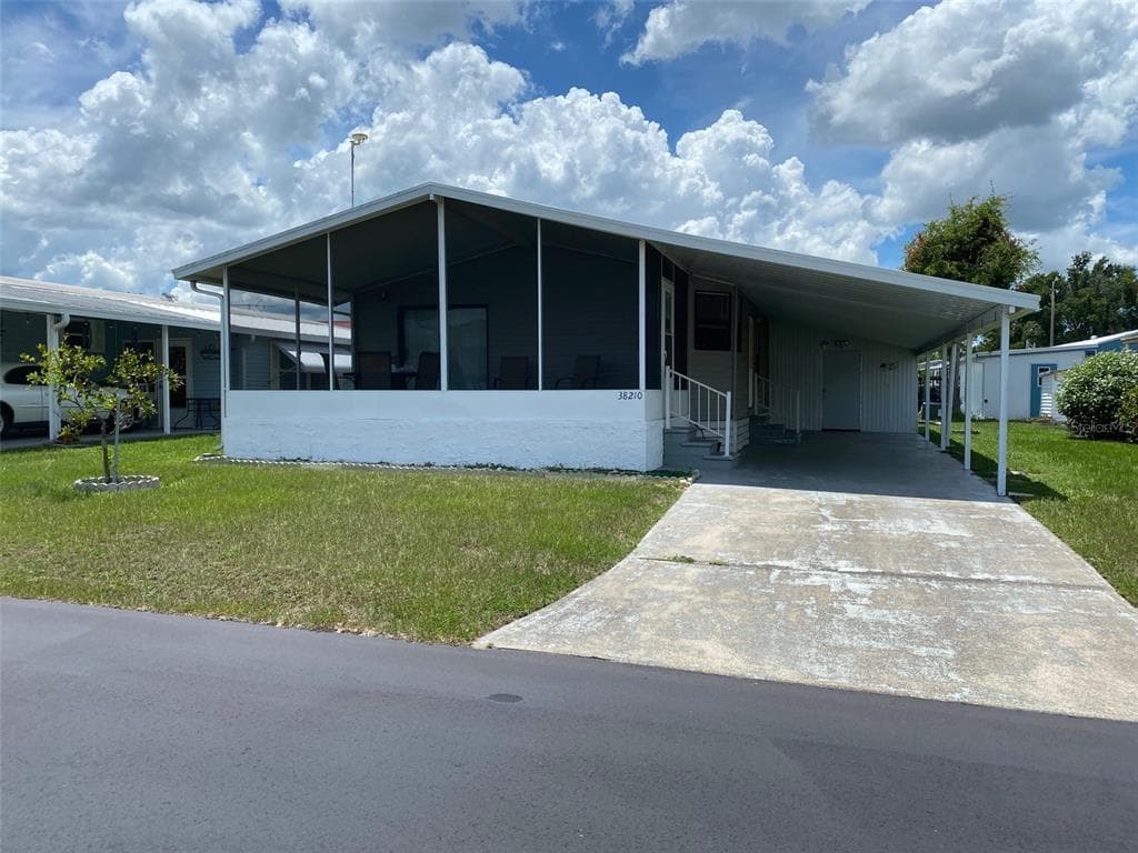38210 WILLIAMS AIRE STREET DADE CITY, FL 33525