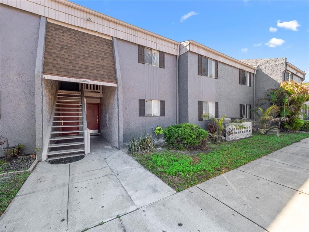 4036 CORTEZ DRIVE UNIT D