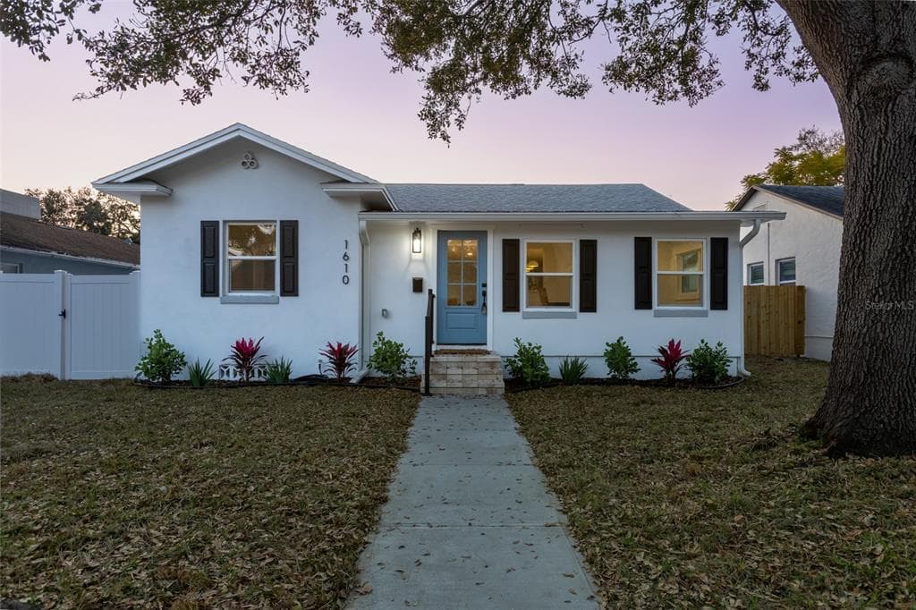 1610 15TH STREET N ST PETERSBURG, FL 33704