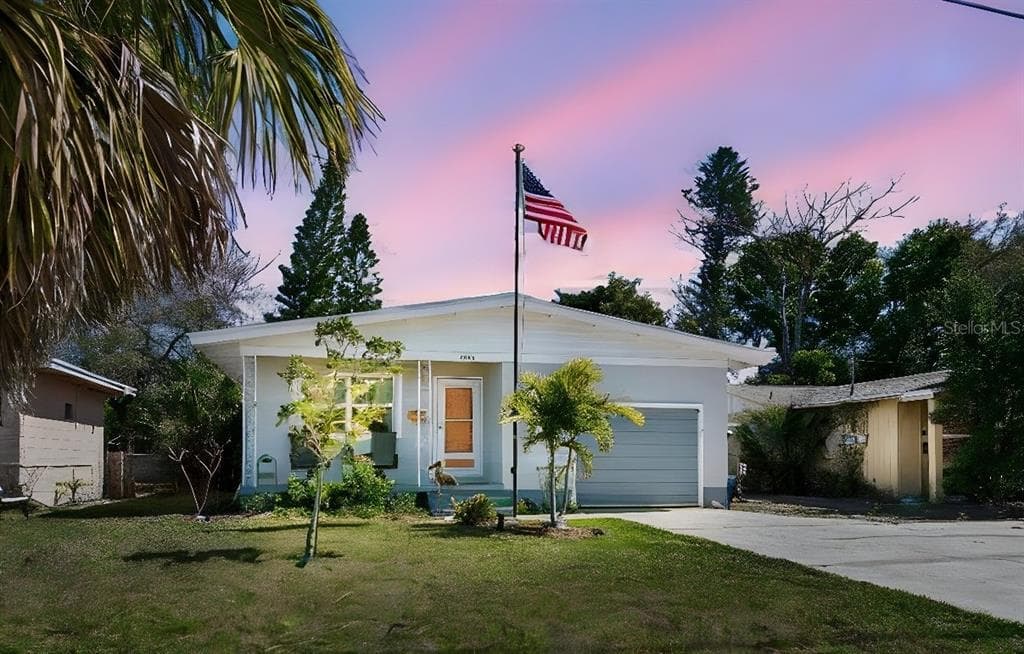 5300 6TH STREET S ST PETERSBURG, FL 33705