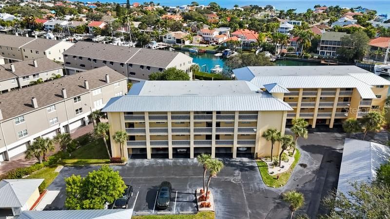 1125 PINELLAS BAYWAY S UNIT 205 ST PETERSBURG, FL 33715