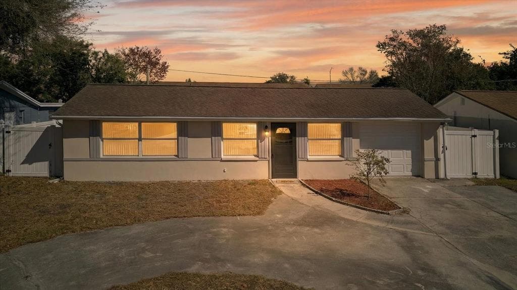 8634 VELVET DRIVE PORT RICHEY, FL 34668