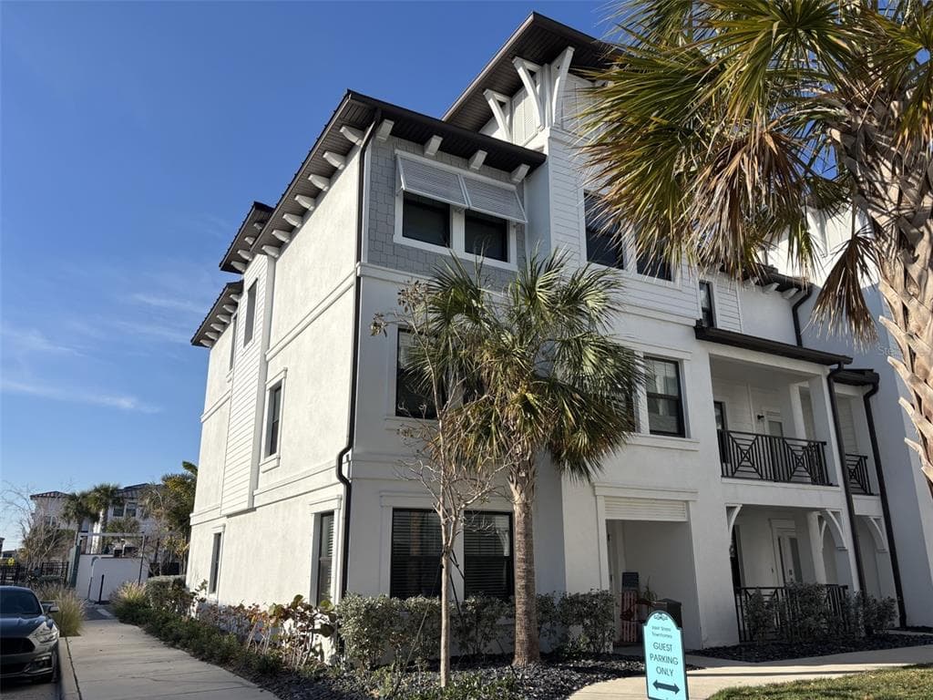 5351 BRIDGE STREET UNIT 24 TAMPA, FL 33611