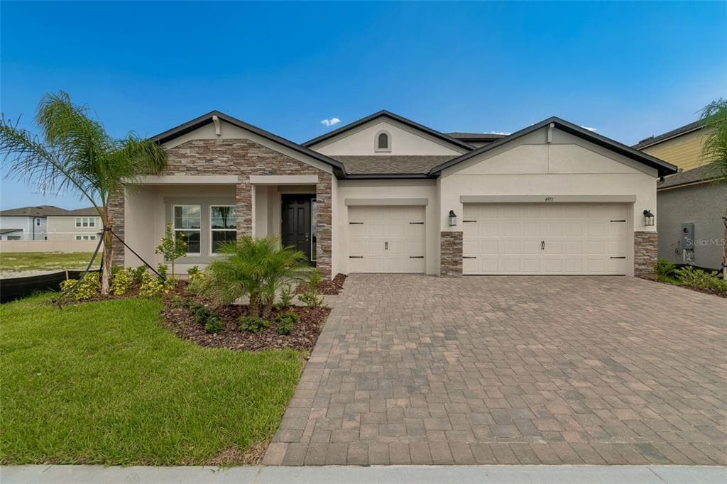 4973 BASSWOOD STREET LAKELAND, FL 33811