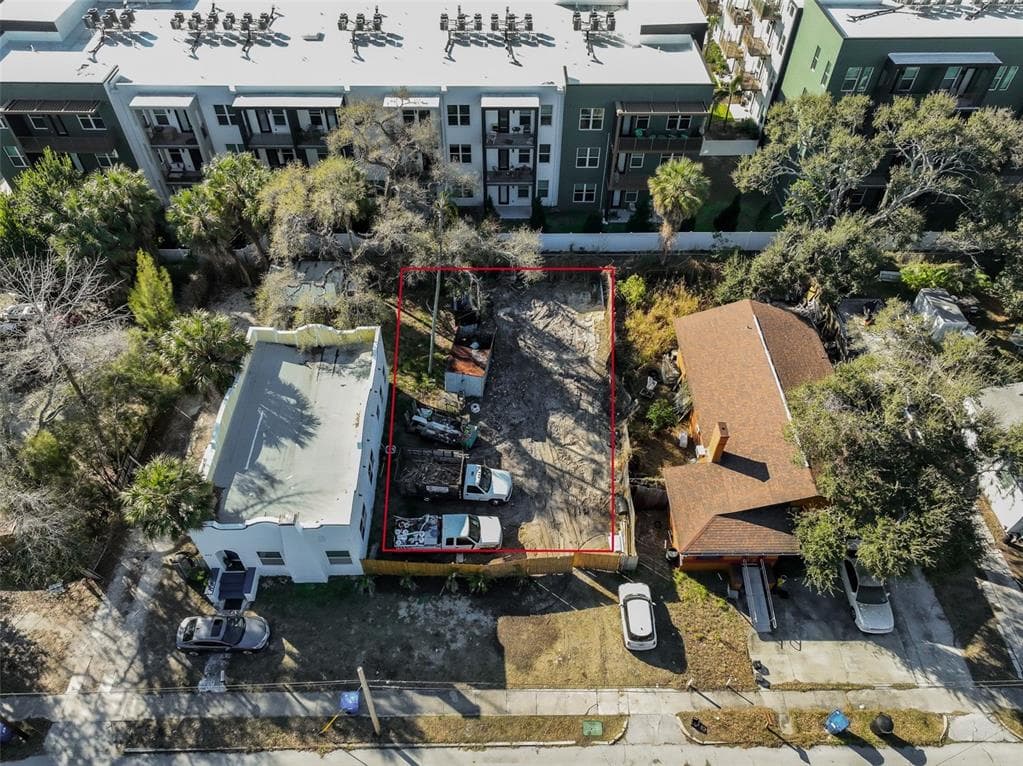 30TH AVENUE S ST PETERSBURG, FL 33705