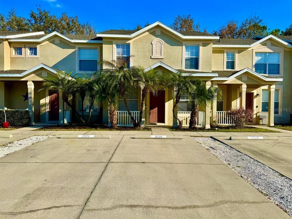 5034 CACTUS NEEDLE LANE WESLEY CHAPEL, FL 33544