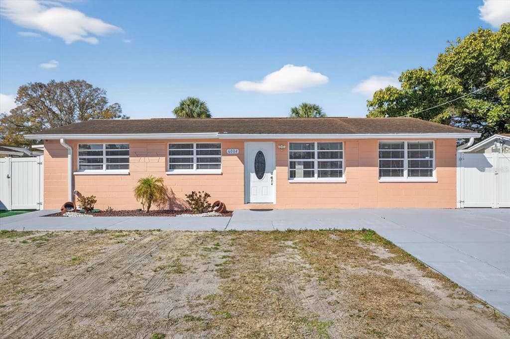 6004 AXELROD ROAD TAMPA, FL 33634