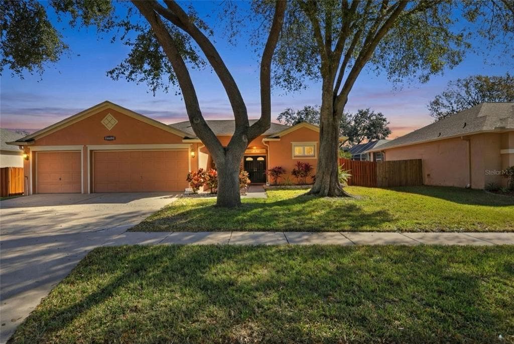 10455 ASHLEY OAKS DRIVE RIVERVIEW, FL 33578
