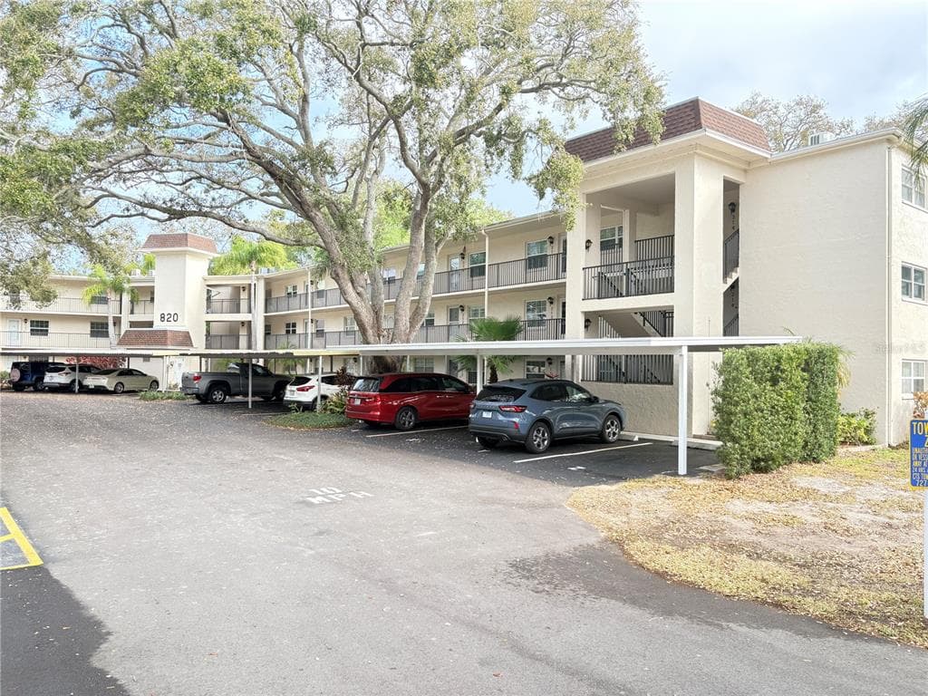 820 VIRGINIA STREET UNIT 212 DUNEDIN, FL 34698