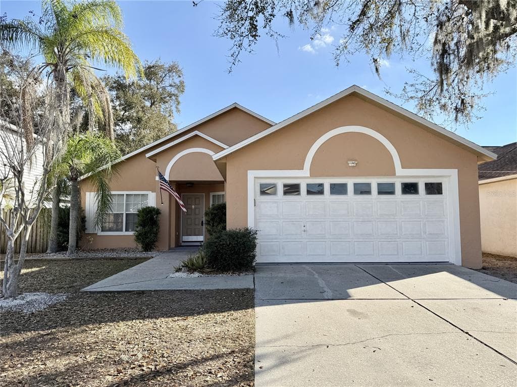 10233 ALLENWOOD DRIVE RIVERVIEW, FL 33569