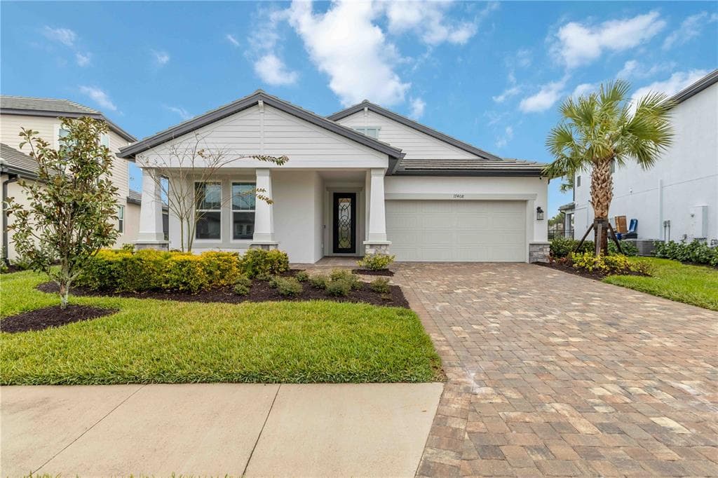 17408 SAVORY MIST CIRCLE LAKEWOOD RANCH, FL 34211
