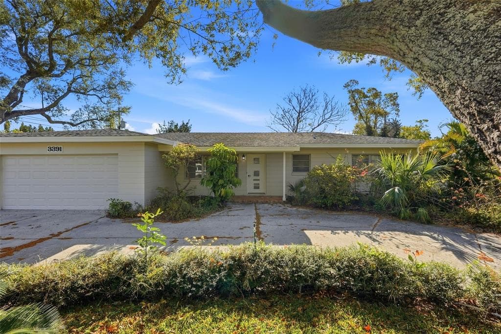 3391 WALNUT STREET NE ST PETERSBURG, FL 33704