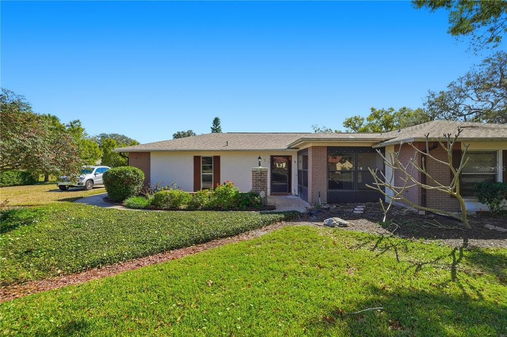 8131 BRADDOCK CIRCLE UNIT 1 PORT RICHEY, FL 34668