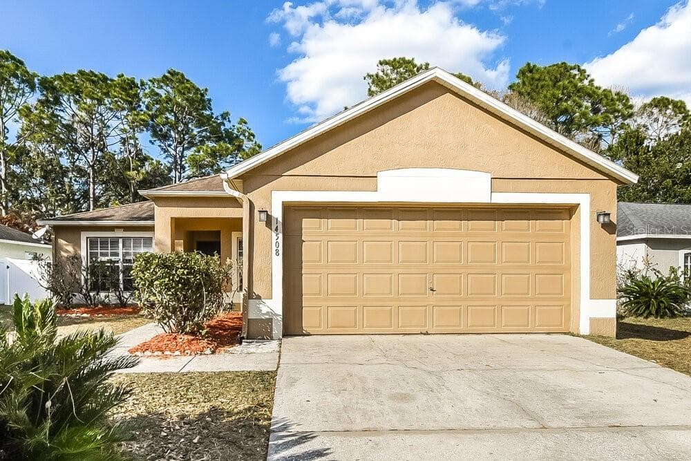 14508 LYCASTLE CIRCLE ORLANDO, FL 32826
