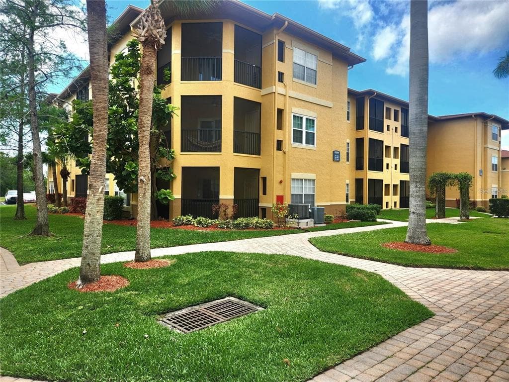 4309 BAYSIDE VILLAGE DRIVE UNIT 103 TAMPA, FL 33615