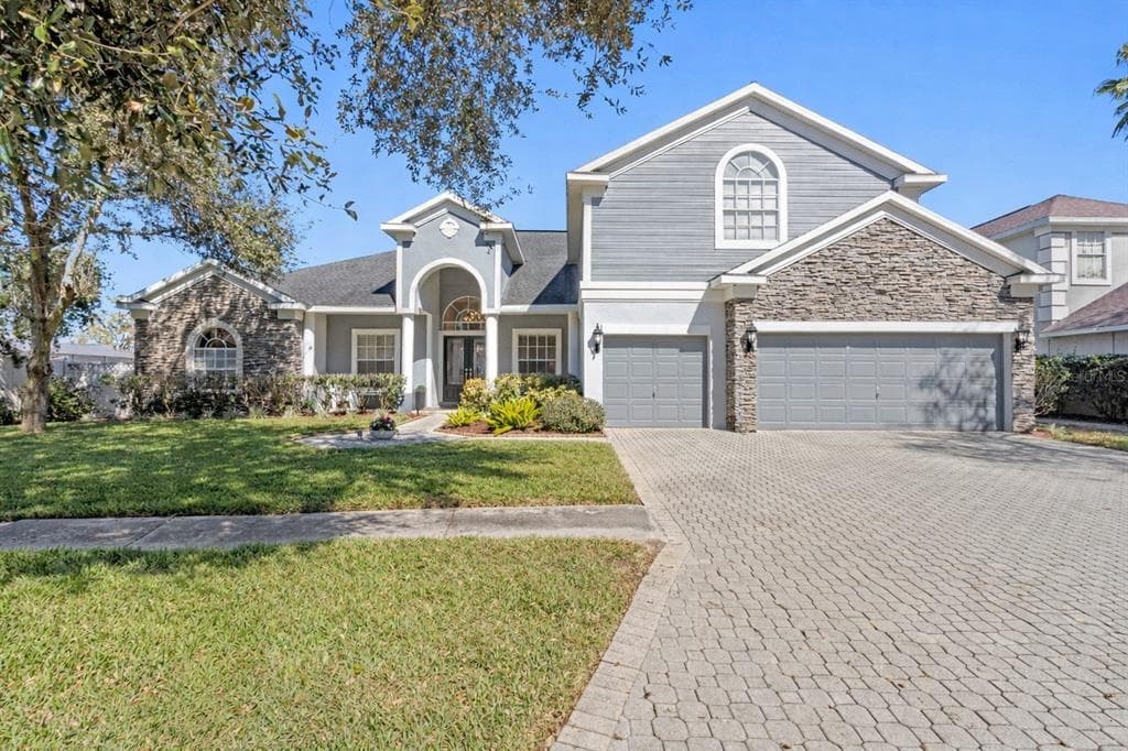 4302 FAIRCOURT DRIVE VALRICO, FL 33596
