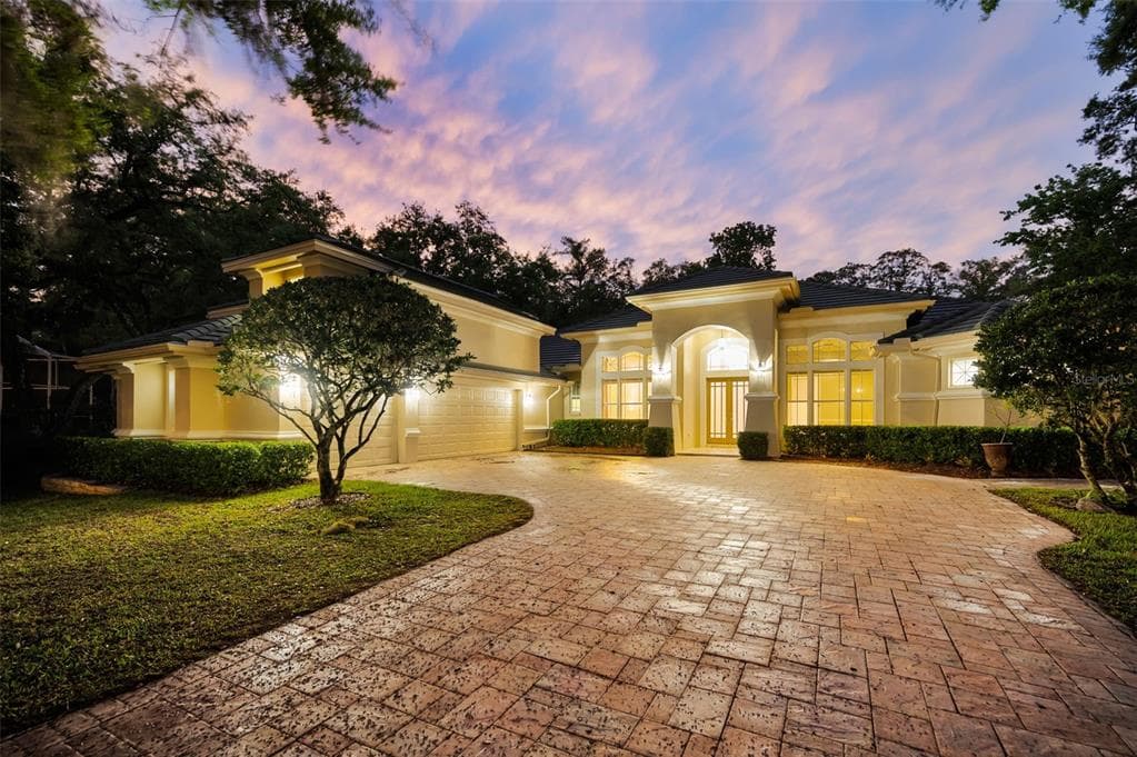 2270 CHRISTY LANE OLDSMAR, FL 34677