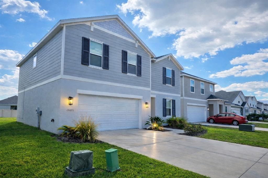 13031 BLUFF OAK WAY PARRISH, FL 34219