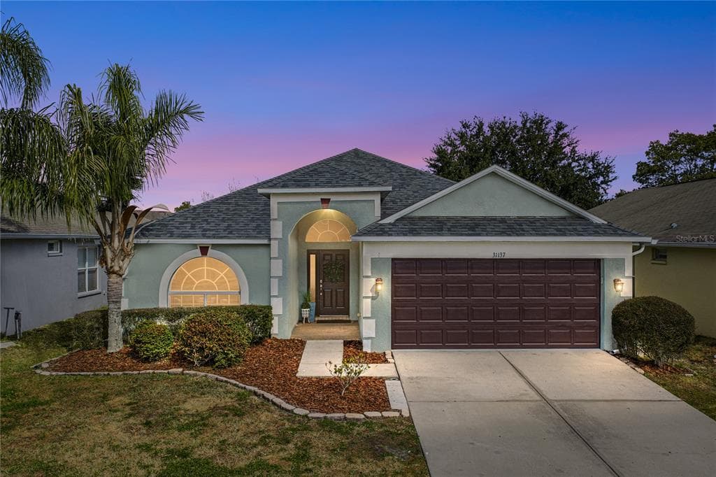 31137 WHINSENTON DRIVE WESLEY CHAPEL, FL 33543