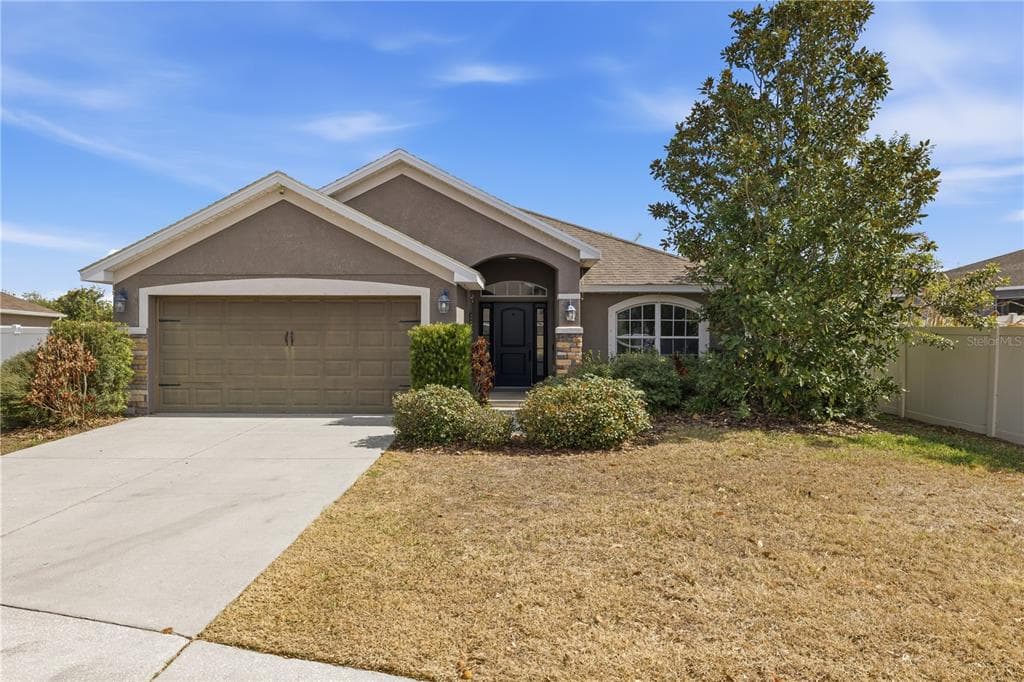 10934 KIRKWALL PORT DRIVE WIMAUMA, FL 33598