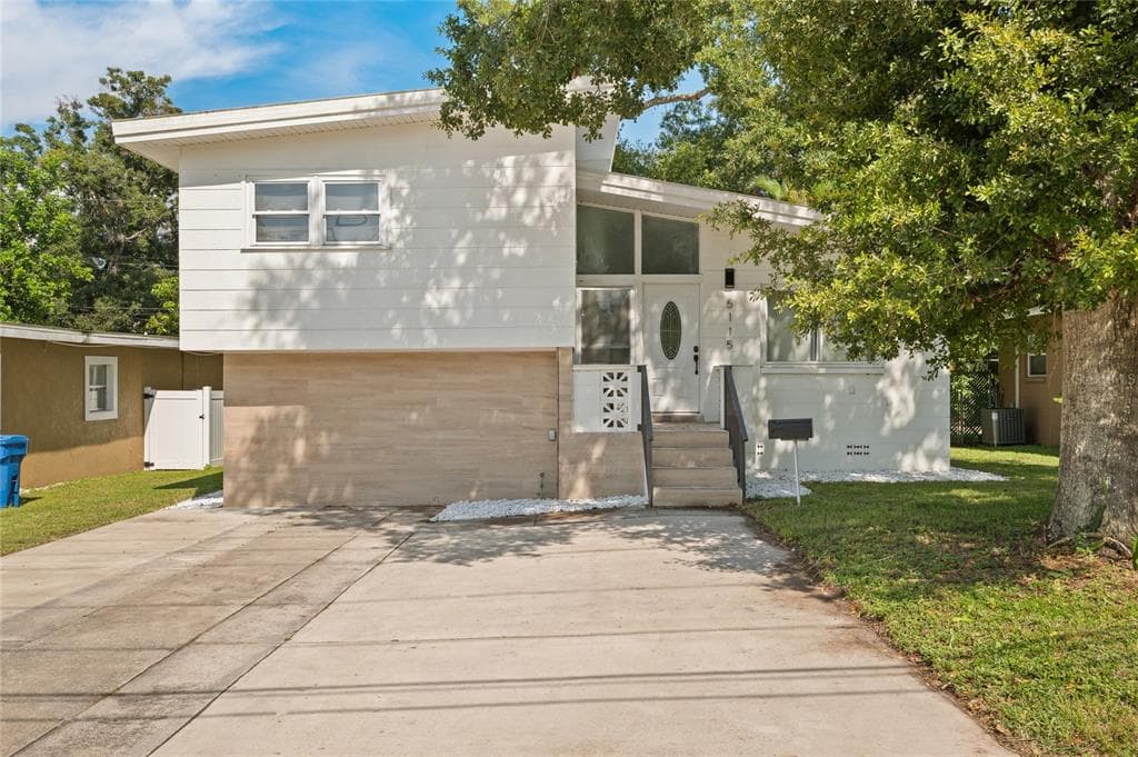 5115 16TH STREET N ST PETERSBURG, FL 33703