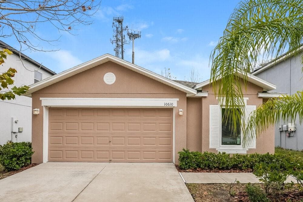 10610 SUMMER AZURE DRIVE RIVERVIEW, FL 33578