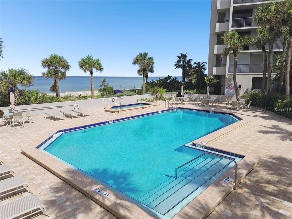1600 GULF BOULEVARD UNIT 1016 CLEARWATER BEACH, FL 33767