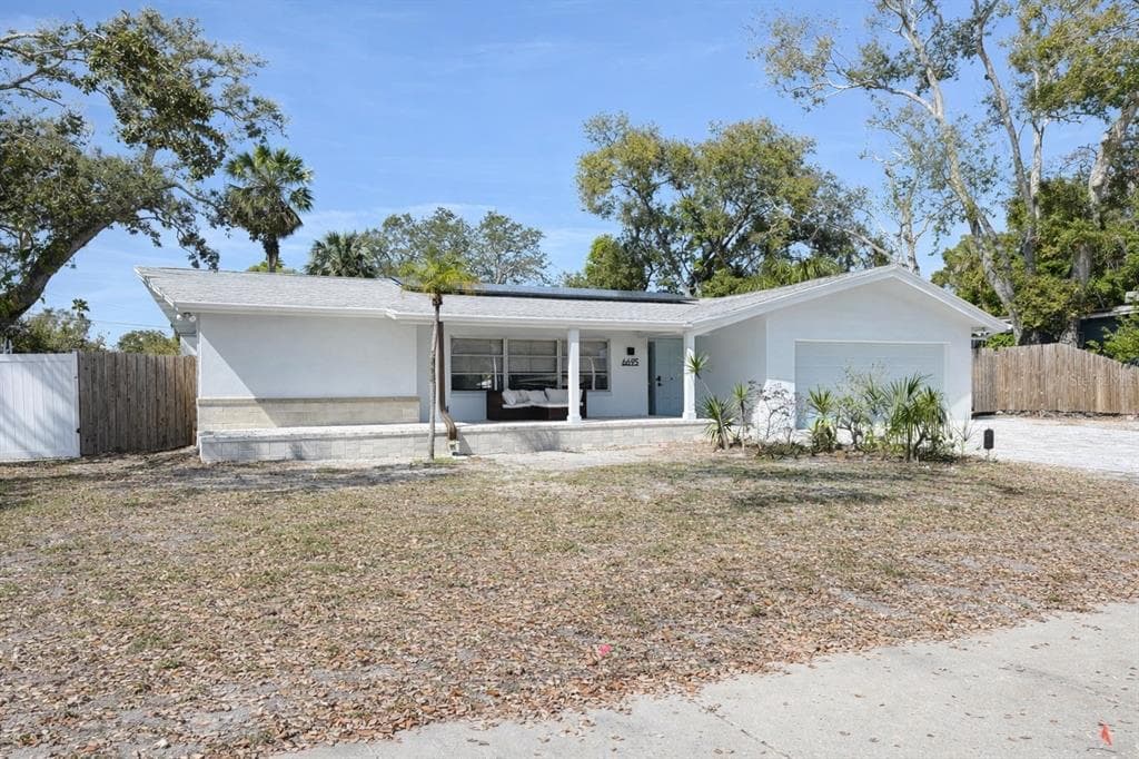 6695 CANTON STREET S ST PETERSBURG, FL 33712
